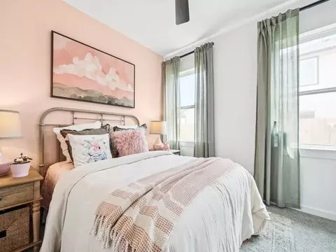 Bedroom - 201 Eldridge Dr, Sealy, TX 77474 photo 3 of 10