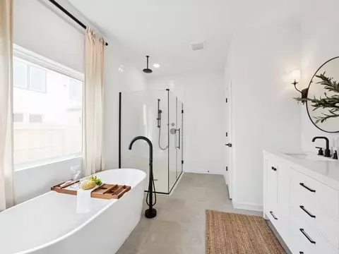 Bath - 201 Eldridge Dr, Sealy, TX 77474 photo 1 of 11