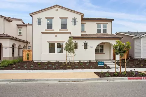 619 Santa Lucia Way, Marina, CA 93933