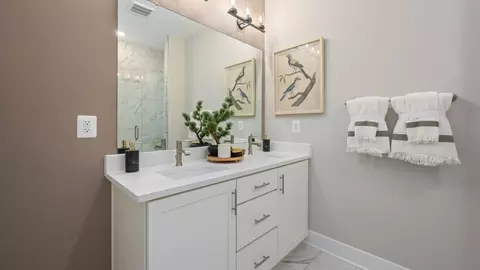Bath - 11334 Hypatia Loop, Manassas, VA 20109 photo 4 of 12