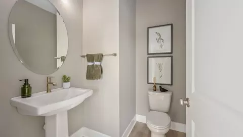 Bath - 11334 Hypatia Loop, Manassas, VA 20109 photo 1 of 12