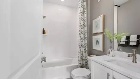 Bath - 11334 Hypatia Loop, Manassas, VA 20109 photo 5 of 12