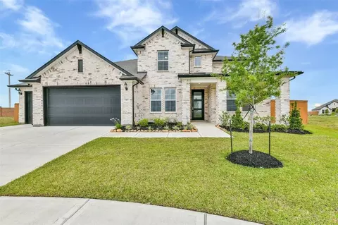 13602 Hartwell Bend Dr, Texas City, TX 77568