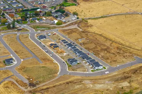 View/Area - 2109 Maple St, Wenatchee, WA 98801 photo 1 of 4