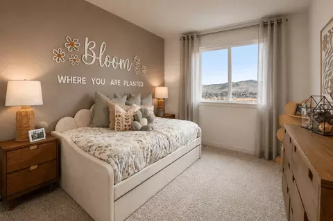 Bedroom - 2109 Maple St, Wenatchee, WA 98801 photo 7 of 8
