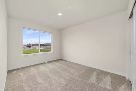 Bedroom - 2109 Maple St, Wenatchee, WA 98801 photo 5 of 8