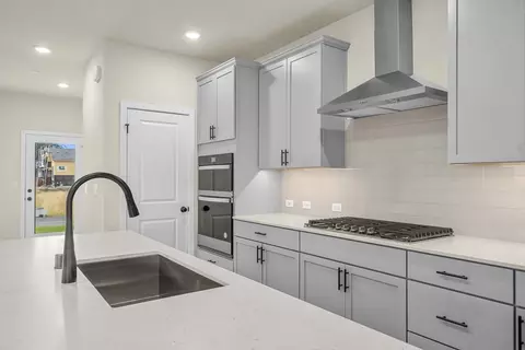 Kitchen - 2109 Maple St, Wenatchee, WA 98801 photo 4 of 7