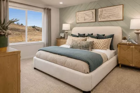 Bedroom - 2109 Maple St, Wenatchee, WA 98801 photo 6 of 8