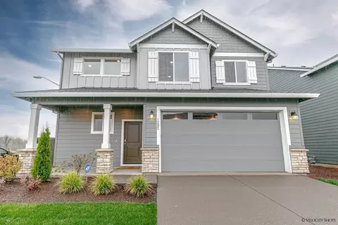 2209 NE Claire Rd, Estacada, OR 97023