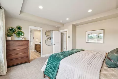 2209 NE Claire Rd, Estacada, OR 97023