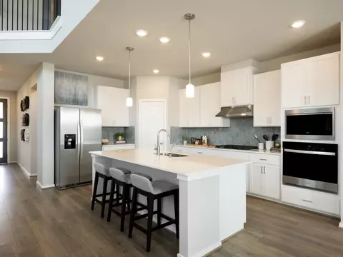 Kitchen - 1224 Corsica Cliffs Dr, Huffman, TX 77336 photo 2 of 2