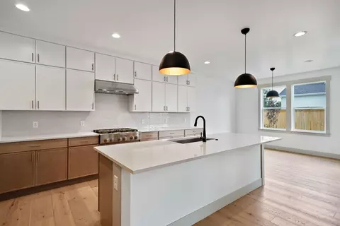 Kitchen - 1606 Kit Carson Cir, Belgrade, MT 59714 photo 1 of 5