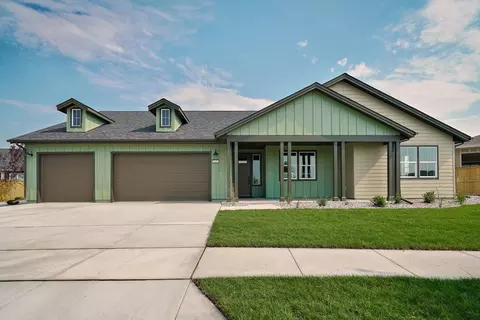 Exterior - 1606 Kit Carson Cir, Belgrade, MT 59714 photo 2 of 7