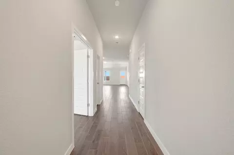 Entry Way - 12717 Setting Peak Ln, Buda, TX 78610 photo 4 of 7