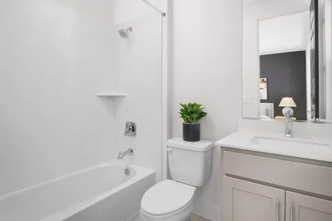 Bath - 2315 Stanford St, Alameda, CA 94501 photo 1 of 3