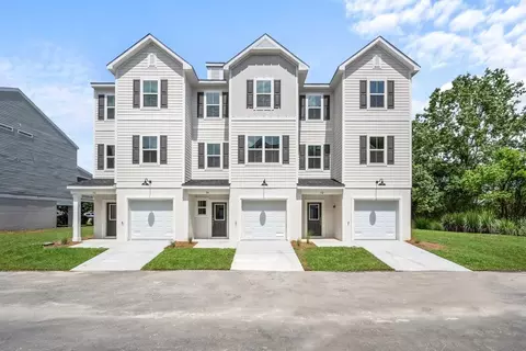 20 Hidden Pointe Dr, Savannah, GA 31419