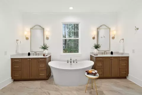 Bath - 1002 Kingbird Ln, Clover, SC 29710 photo 7 of 7