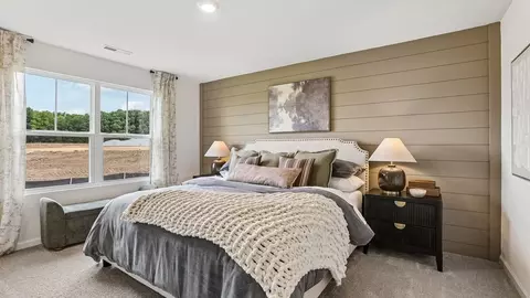 Bedroom - 6813 Elden Dr, Indianapolis, IN 46221 photo 1 of 14