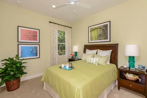 Bedroom - 13427 Old Creek Ct, Parrish, FL 34219 photo 2 of 2