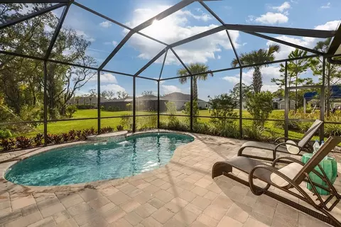 Exterior - 13427 Old Creek Ct, Parrish, FL 34219 photo 5 of 10