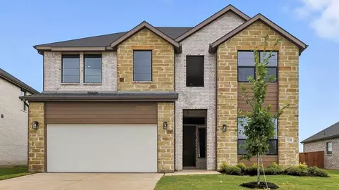 907 Waggoner Dr, Royse City, TX 75189