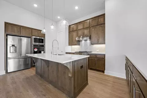 Kitchen - 325 Vale Run, Kyle, TX 78640 photo 7 of 7