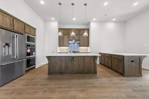 Kitchen - 325 Vale Run, Kyle, TX 78640 photo 2 of 7