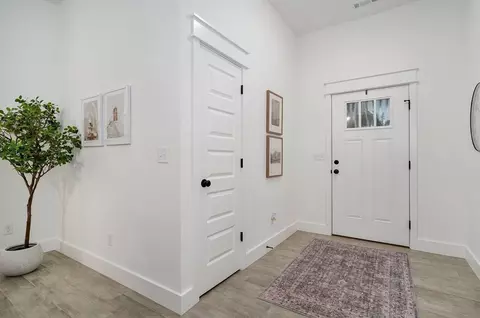 Entry Way - 13701 E 41st, Tulsa, OK 74134 photo 5 of 5