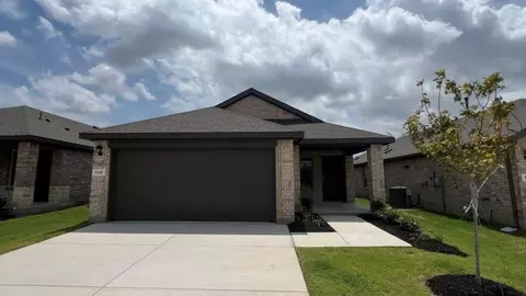 528 Red Admiral Ln, Ponder, TX 76259