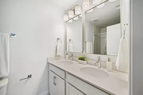 Bath - 714 Alma Square Dr, Moncks Corner, SC 29461 photo 2 of 3
