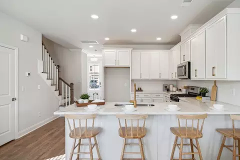 Kitchen - 714 Alma Square Dr, Moncks Corner, SC 29461 photo 3 of 8