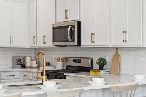 Kitchen - 714 Alma Square Dr, Moncks Corner, SC 29461 photo 7 of 8