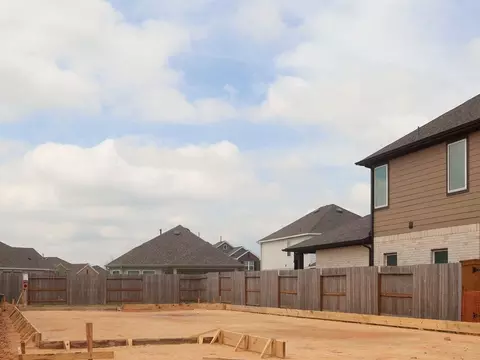 21686 Wave Hollow Dr, Cypress, TX 77433