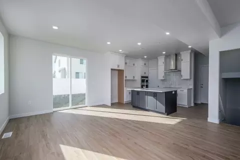 Living - 06 227 W Waterstone Circle 6565 S, Murray, UT 84107 photo 1 of 3