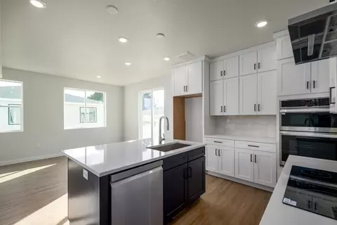 Kitchen - 06 227 W Waterstone Circle 6565 S, Murray, UT 84107 photo 1 of 1