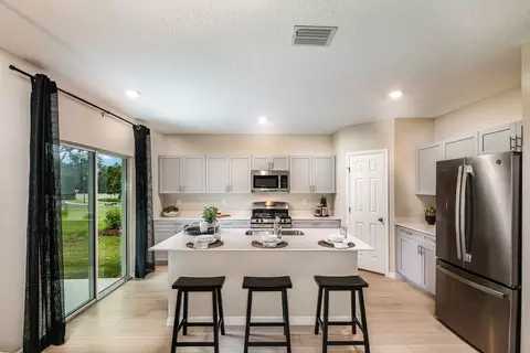 853 Sand Sea Pl, Haines City, FL 33844