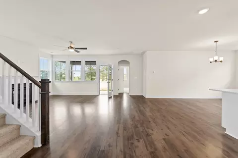 Living - 100 E South 7th St, Seneca, SC 29678 photo 3 of 3