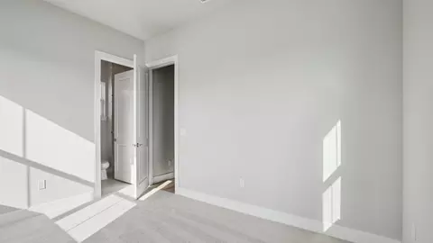 Bedroom - 8617 Ocean Key Pl, Parrish, FL 34219 photo 3 of 12