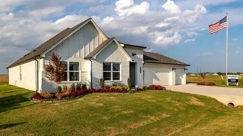 Exterior - 3305 E 154th St S, Bixby, OK 74008 photo 3 of 5