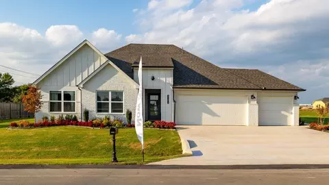 Exterior - 3305 E 154th St S, Bixby, OK 74008 photo 4 of 5