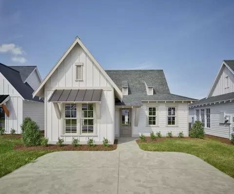 1289 Woodland Cir, Opelika, AL 36801