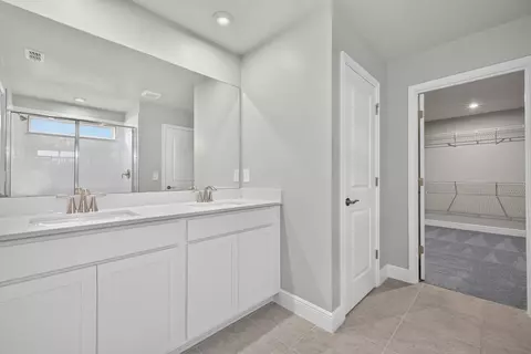 Entry Way - 9236 Derbyshire Dr, Parrish, FL 34219 photo 1 of 1