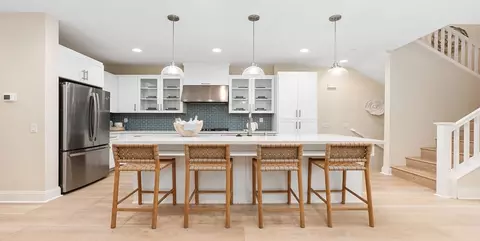 Kitchen - La Costa Ave, Carlsbad, CA 92009 photo 1 of 5