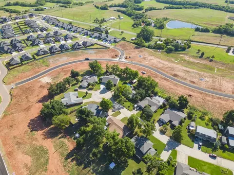 View/Area - 2800 Heather Hvn, Moore, OK 73160 photo 21 of 26