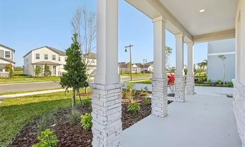 Exterior - 10163 Hidden Hammock Loop, Parrish, FL 34219 photo 2 of 9