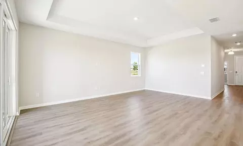 Living - 10163 Hidden Hammock Loop, Parrish, FL 34219 photo 2 of 5