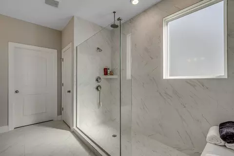 Bath - 3080 Claredon St, Longs, SC 29568 photo 5 of 7