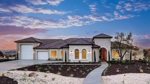 Exterior - 20243 Ventana Hills Dr, Clovis, CA 93619 photo 3 of 7