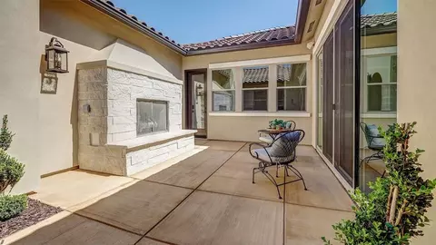 Exterior - 20243 Ventana Hills Dr, Clovis, CA 93619 photo 4 of 7