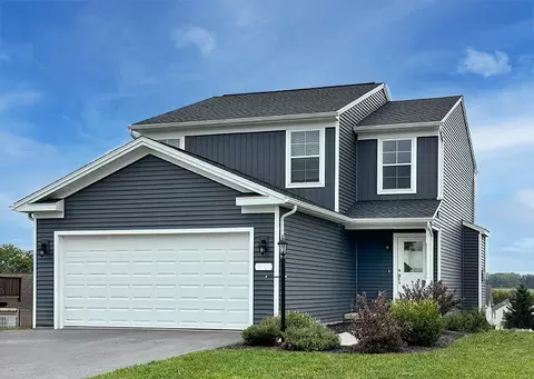 Sourwood Drive, Martinsburg, PA 16662